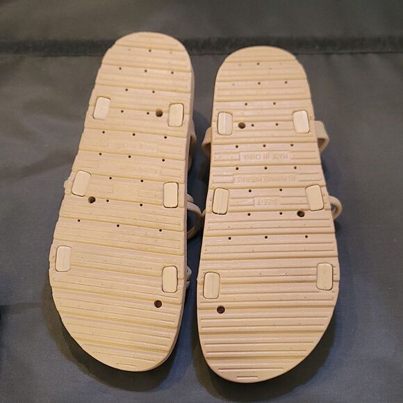 BRAND NEW SOLE MATES LADIES STRAPPY SUMMER SANDALS - Picture 13 of 16